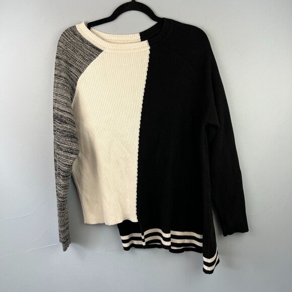 PLANET by Lauren G Asymmetrical Hemline Colorblock Sweater Black White Lagenlook - Picture 1 of 6
